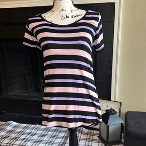 🩵5 FOR $10 SALE🩵LuLaRoe Classic T Striped Top
